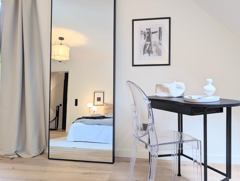 PXL_20250617_163458140.MP~2